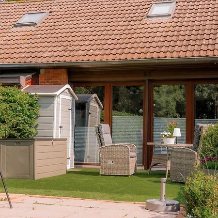 Kleines Ferienhaus Bei Greetsiel - Hunde Willkommen Krummhörn Extérieur photo