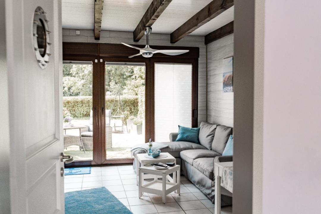 Kleines Ferienhaus Bei Greetsiel - Hunde Willkommen Krummhörn Extérieur photo